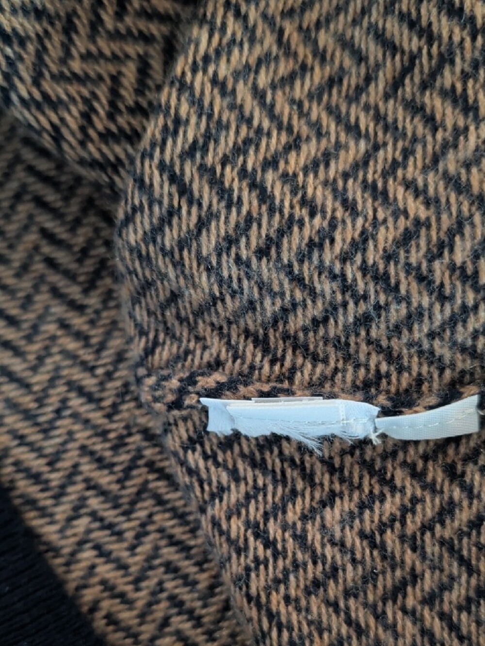 J. Crew 100% Cashmere Crewneck Sweater in Navy and Tan Herringbone - Picture 9 of 9
